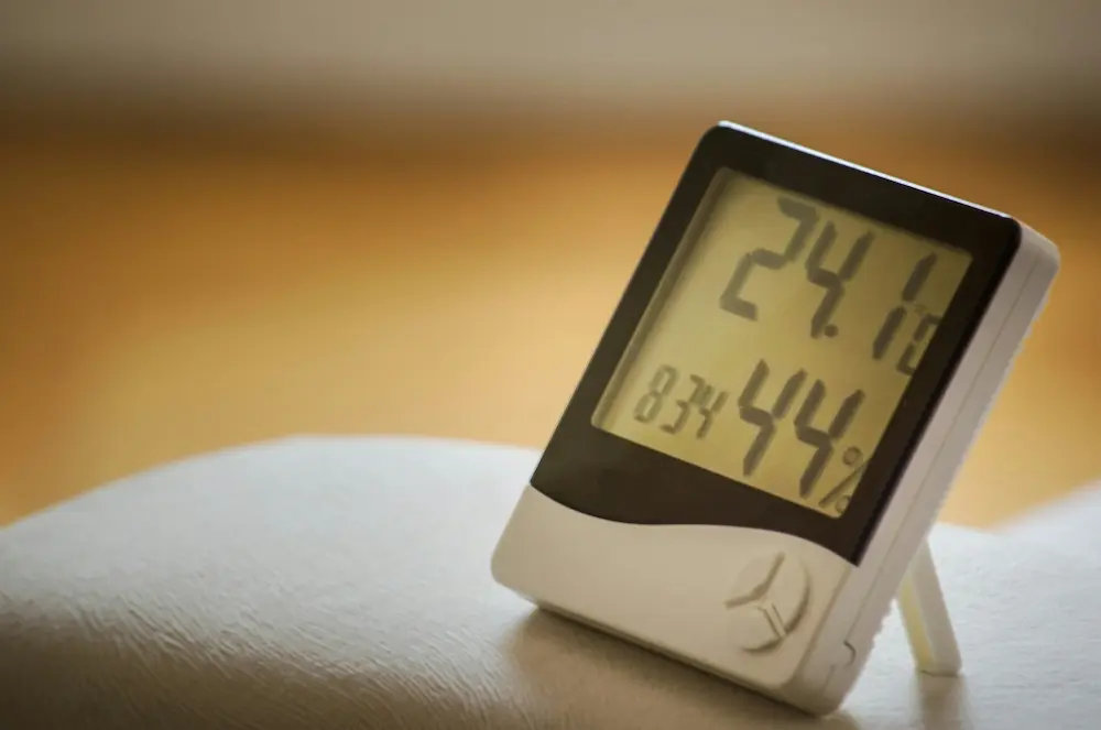 Cannabis humidity meter